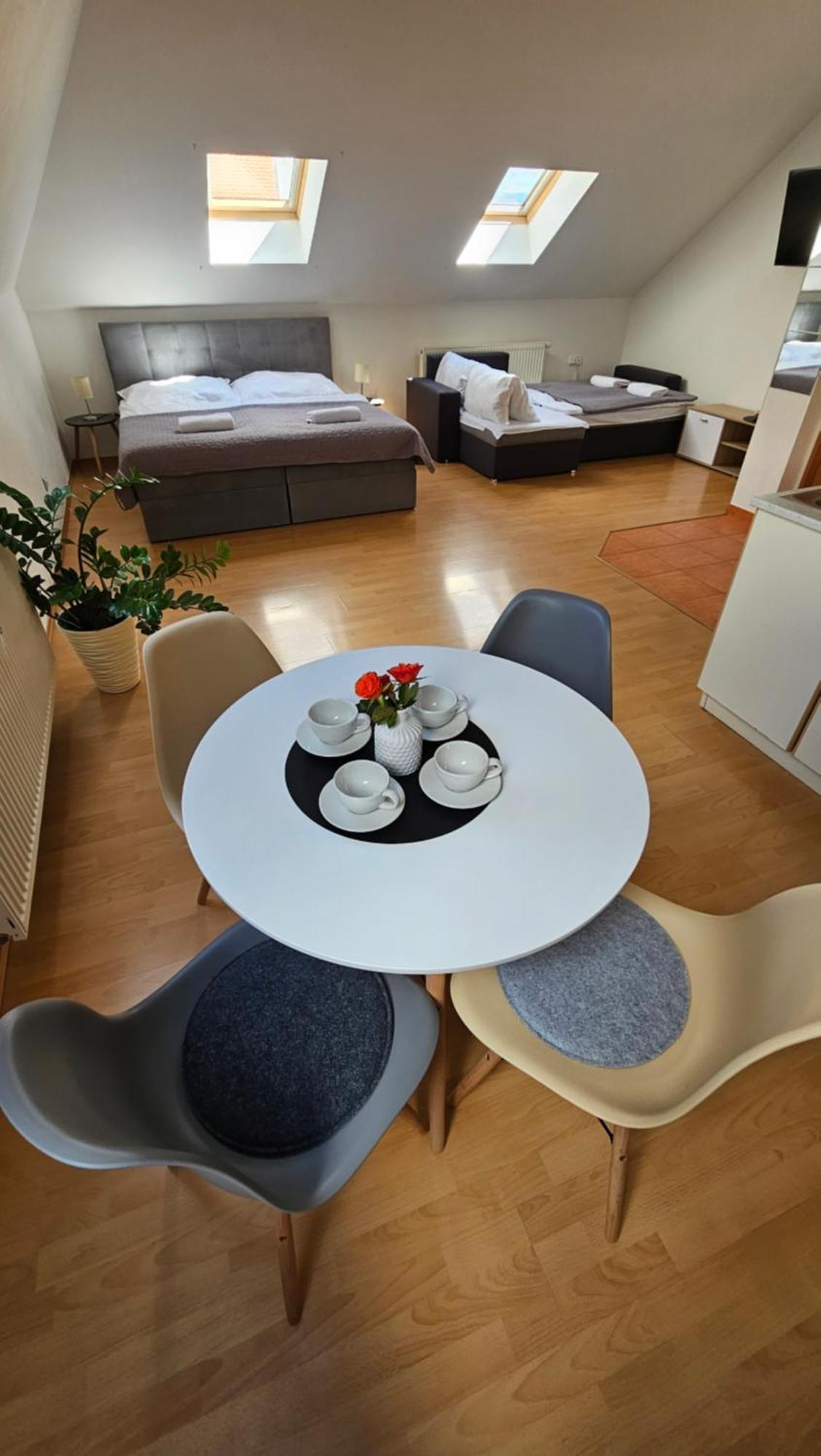 Apartmany V Zlatej Ulicke Бойнице Экстерьер фото